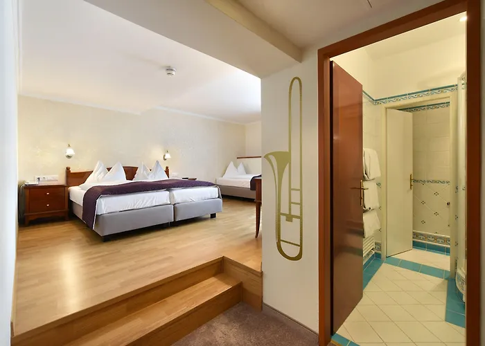 Hotel Am Schubertring 4*