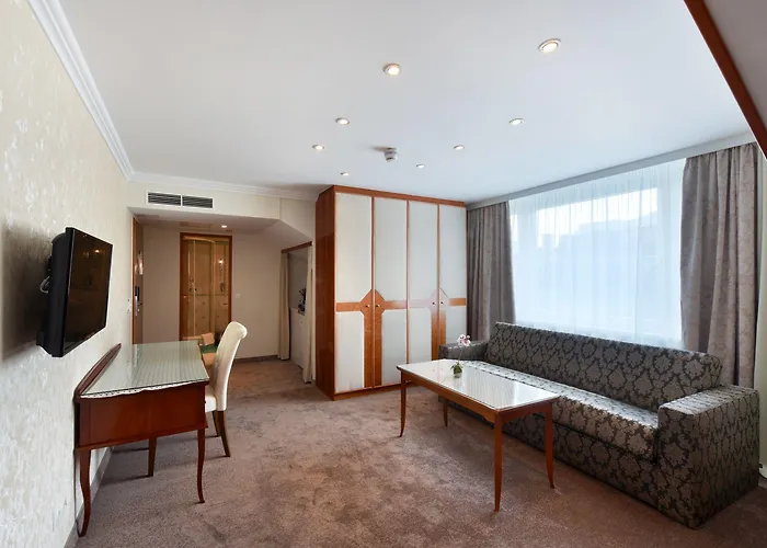Am Schubertring Hotel 4*