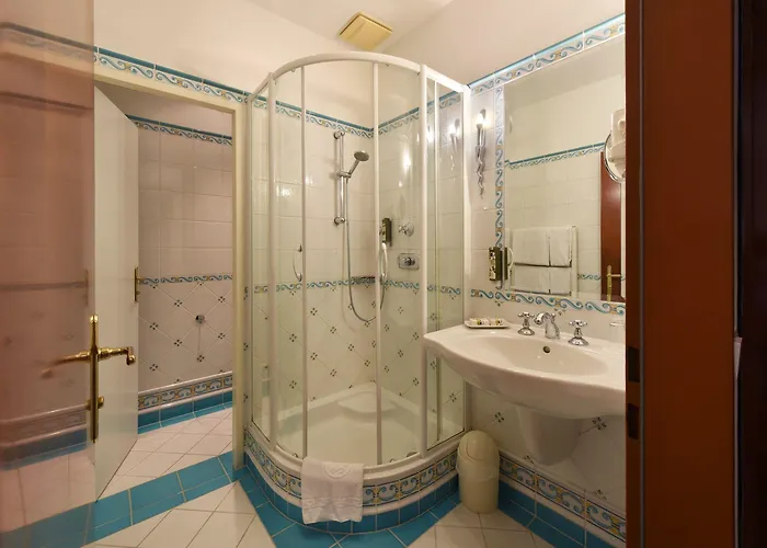 Hotel Am Schubertring Viena